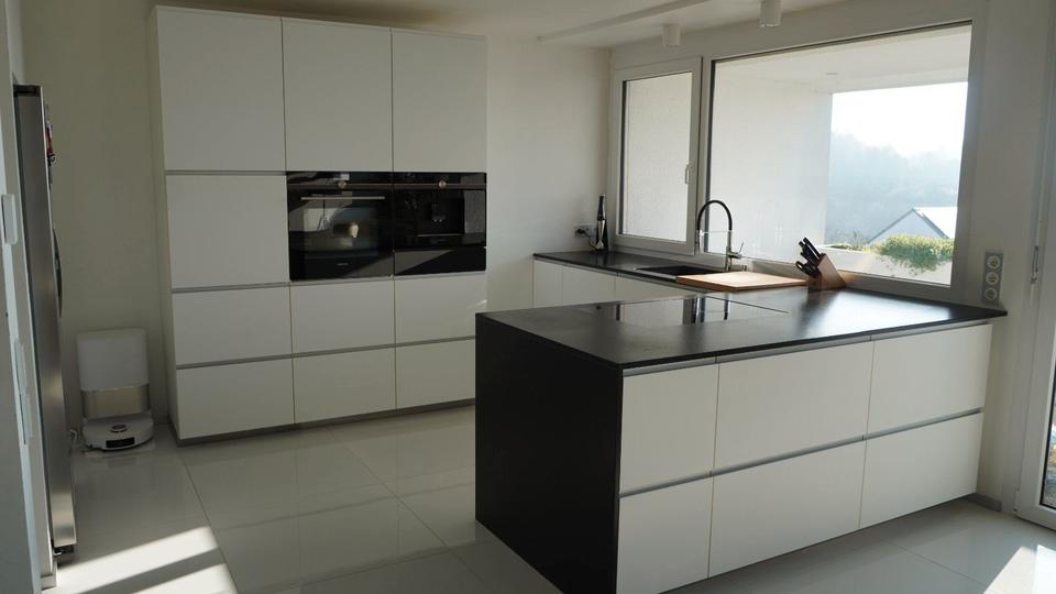 Thumbnail-6 Zimmer 200m² Penthouse-Wohnung + Panorama-Aussicht + 4 Bäder +