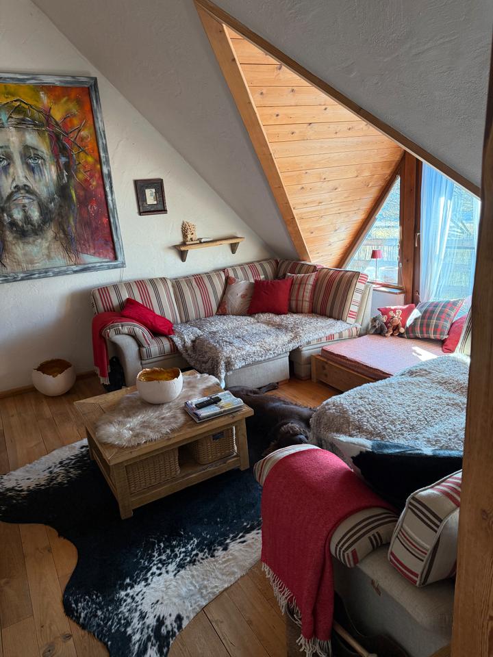 Thumbnail-Großes, kernsaniertes, „Schmuckkästchen“