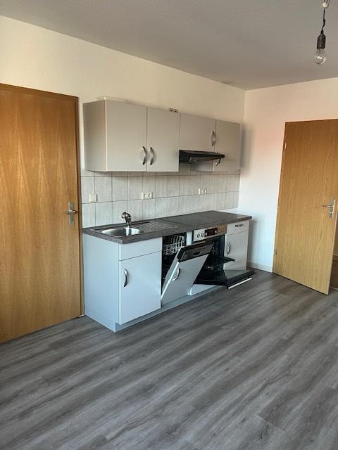 Thumbnail-Vermiete 2 Raumwohnung im Zentrum von Röbel mit 49 qm Wohnfläche