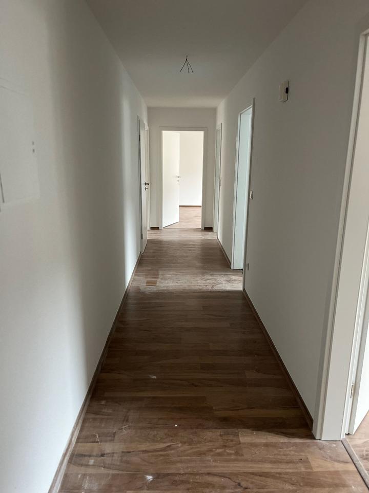 Thumbnail-Helle Wohnung 3-ZKB mit Balkon in ruhiger Lage – ab 1.1.26 frei