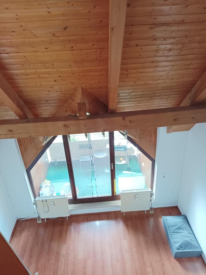 Thumbnail-3,5 Zimmer -Galeriewohnung mit Südloggia zu verkaufen