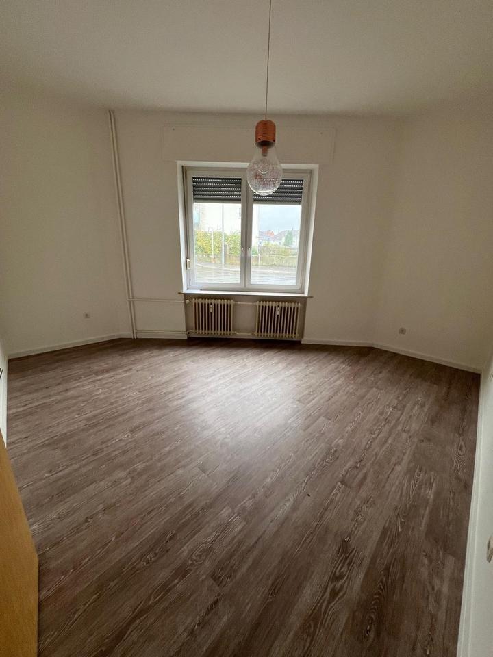 Thumbnail-2 Zimmer City-Wohnung, frisch renoviert, sofort verfügbar, mit neuer Küche