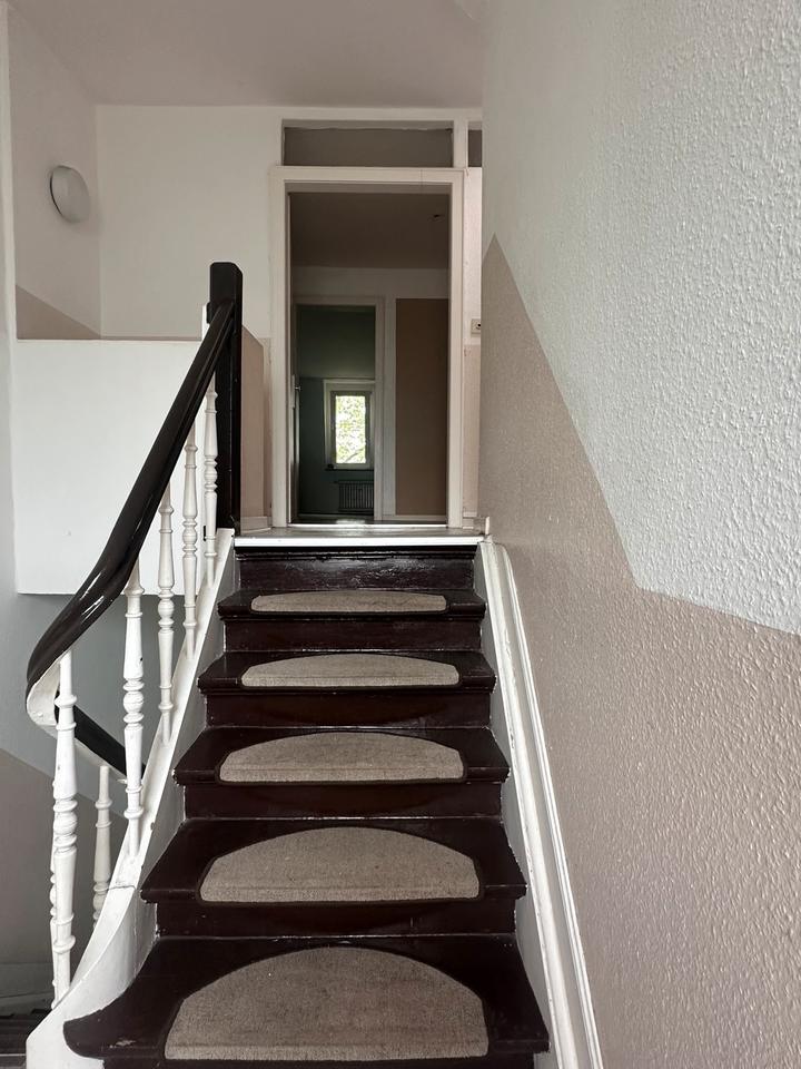 Thumbnail-Frisch teilsaniert! Helle 3,5-Zimmer-DG-Wohnung (81 m²)