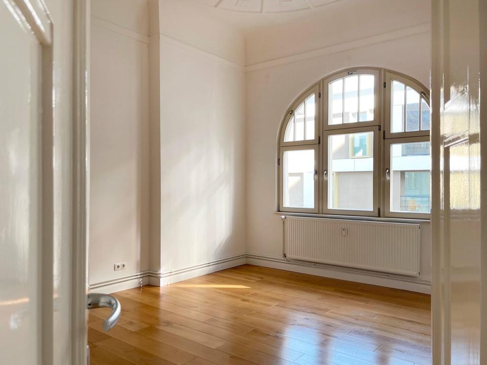 Thumbnail-Etwas Besonderes - Stilvolles Apartment am halleschen Boulevard