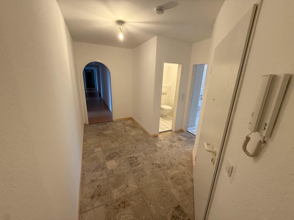 Thumbnail-Geräumige 140qm Wohnung in Bad Driburg