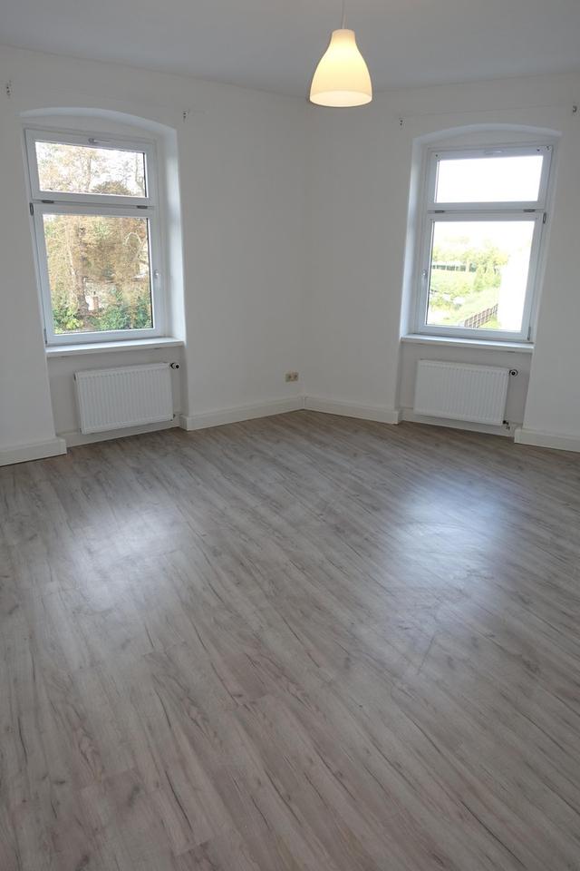 Thumbnail-125qm 6-Raum Wohnung nach Renovierung und Sanierung zum Erstbezug