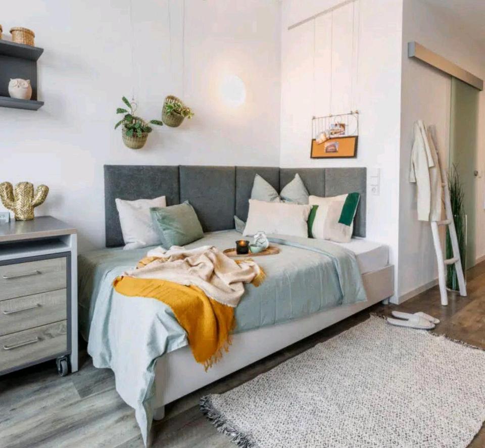 Thumbnail-möbliertes Studentenpartment