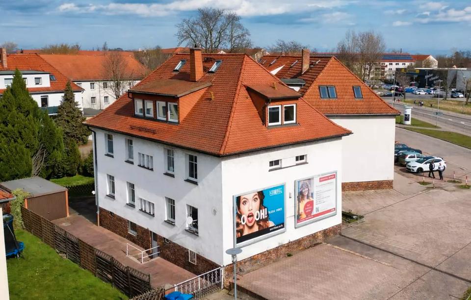 Thumbnail-Mehrfamilienhaus mit Gewerbeeinheit und Entwicklungspotenzial
