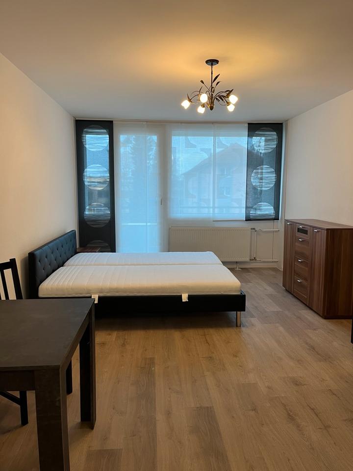 Thumbnail-StudentenwohnungSinglewohnung in Gießen möbliert mit Balkon.