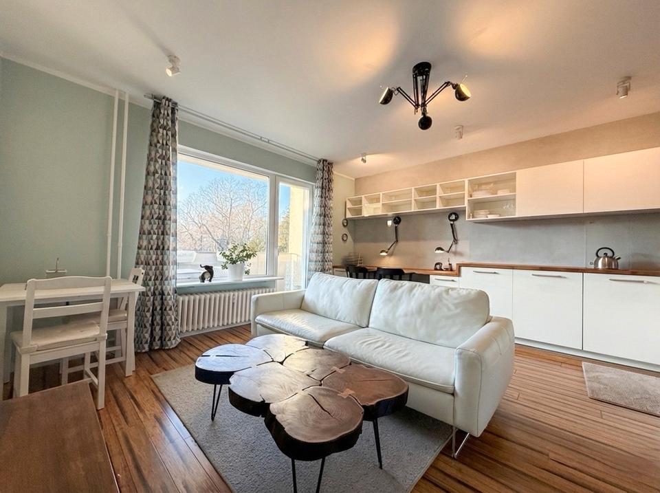 Thumbnail-Helles, vollmöbliertes Apartment mit Balkon am Park