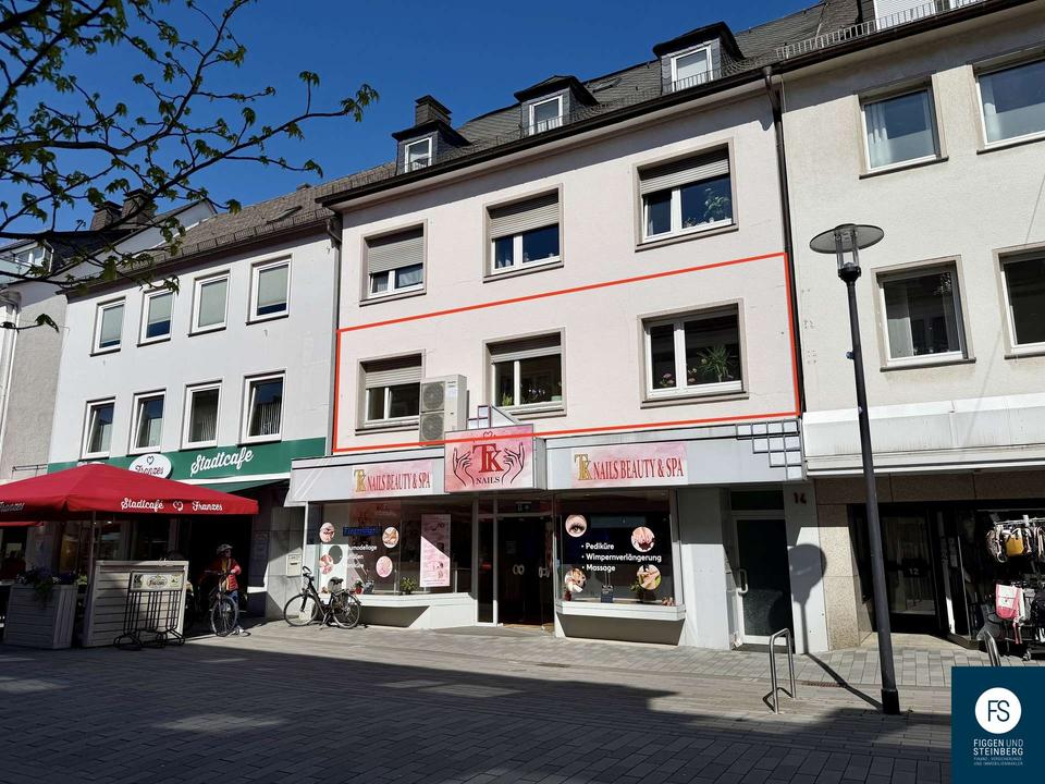 Thumbnail-Geräumige 5-Zimmer-Wohnung mit Stellplatz in der Mescheder Innenstadt