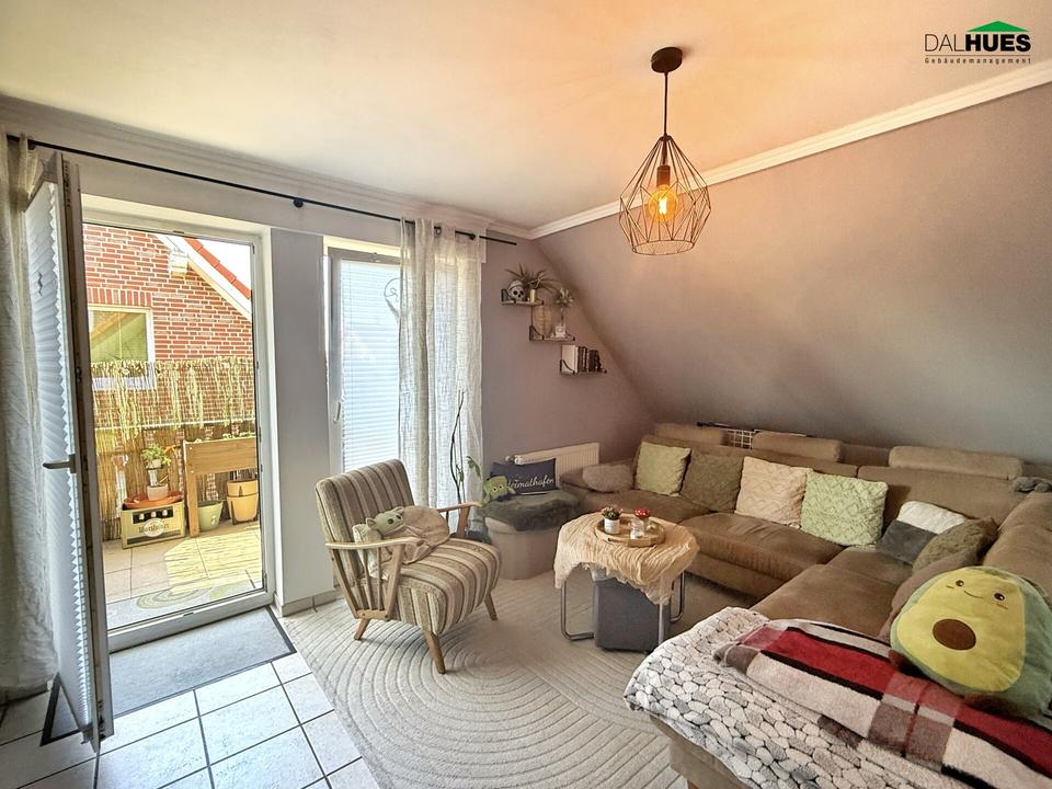 Thumbnail-Schöne 3-Zimmer Dachgeschosswohnung mit Balkon in Velen!
