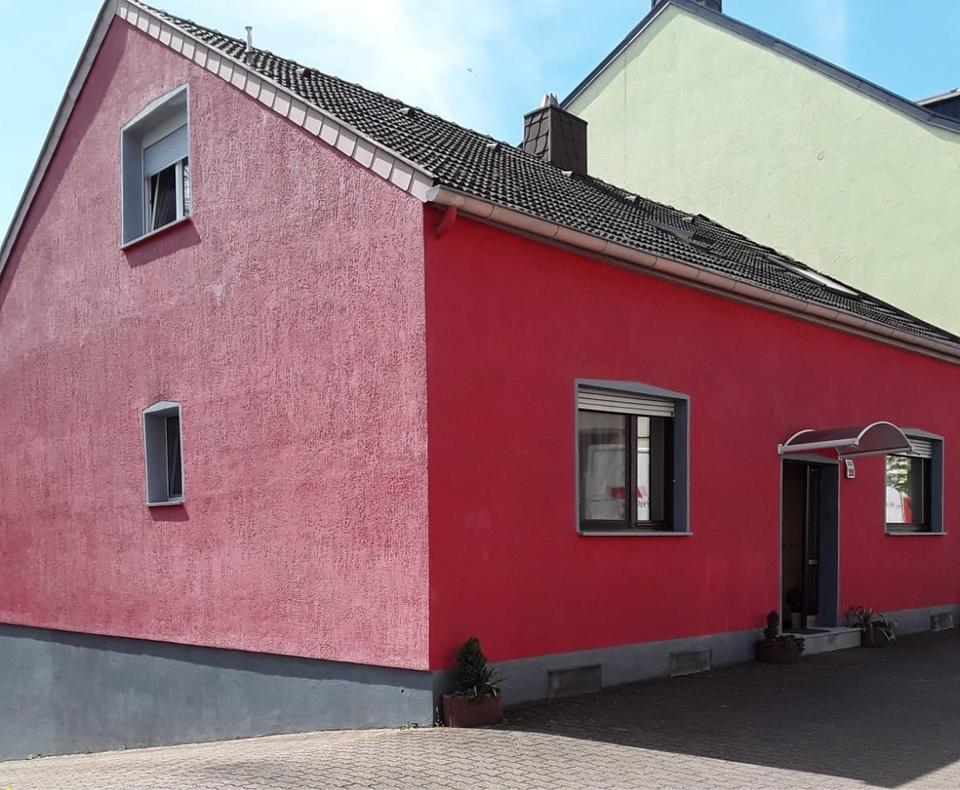 Thumbnail-Großzügiges Ein- bis Zweifamilienhaus in Völklingen Luisenthal