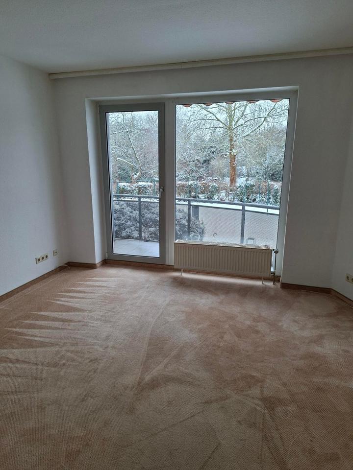 Thumbnail-Großzügige 2-Zimmer-Erdgeschosswohnung mit Balkon