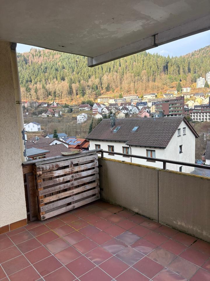 Thumbnail-SGE IMMO - 1,5-Zimmer-Wohnung mit Balkon und schöner Aussicht in Bad Wildbad