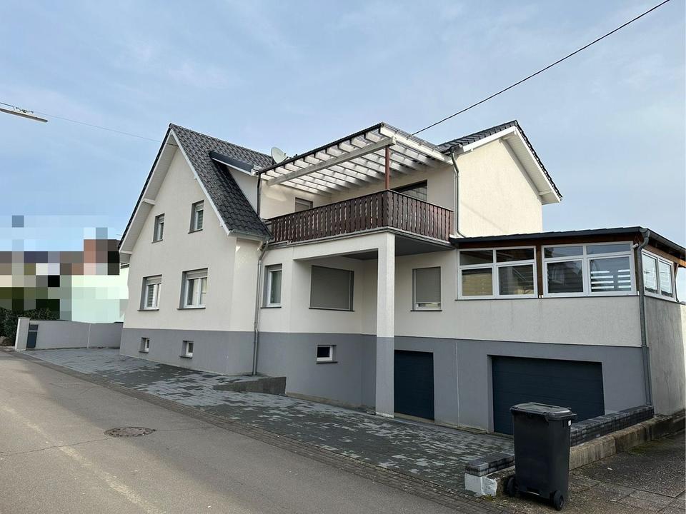 Thumbnail-Freistehendes gepflegtes 2 familien Haus in Merzig-Hilbringen