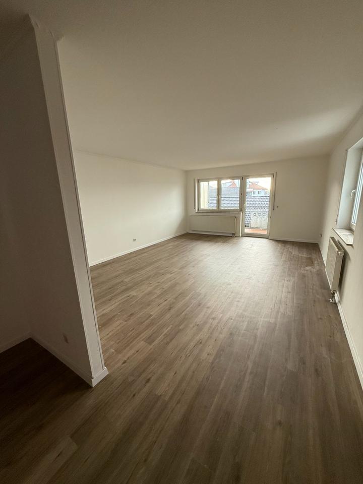 Thumbnail-Helle 3,5 Zimmer-Wohnung - frisch renoviert & bezugsfertig