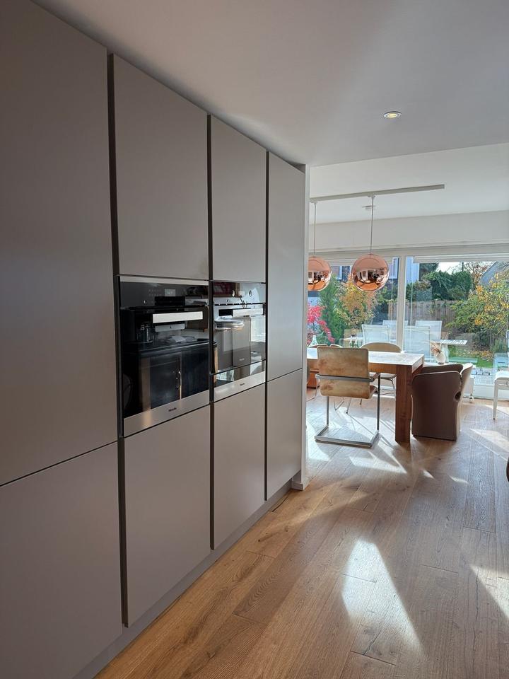 Thumbnail-UNTERBACH: Wunderschönes, vollklimatisiertes 7-Raum Reihenendhaus