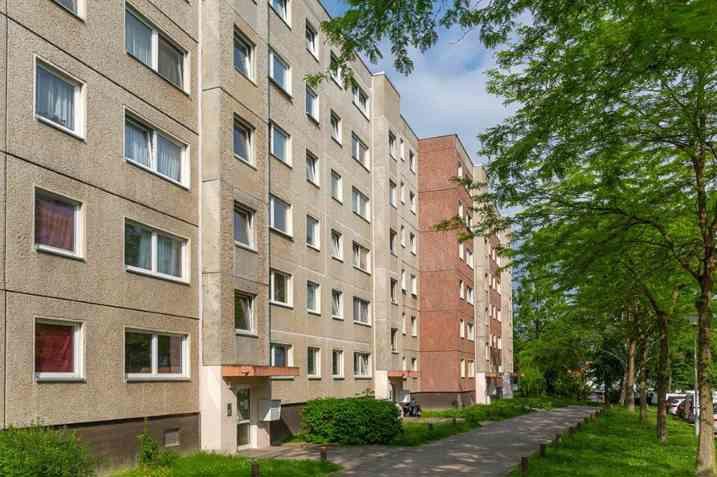 Thumbnail-Top sanierte 3-Zimmer-Wohnung mit Balkon (WBS)!