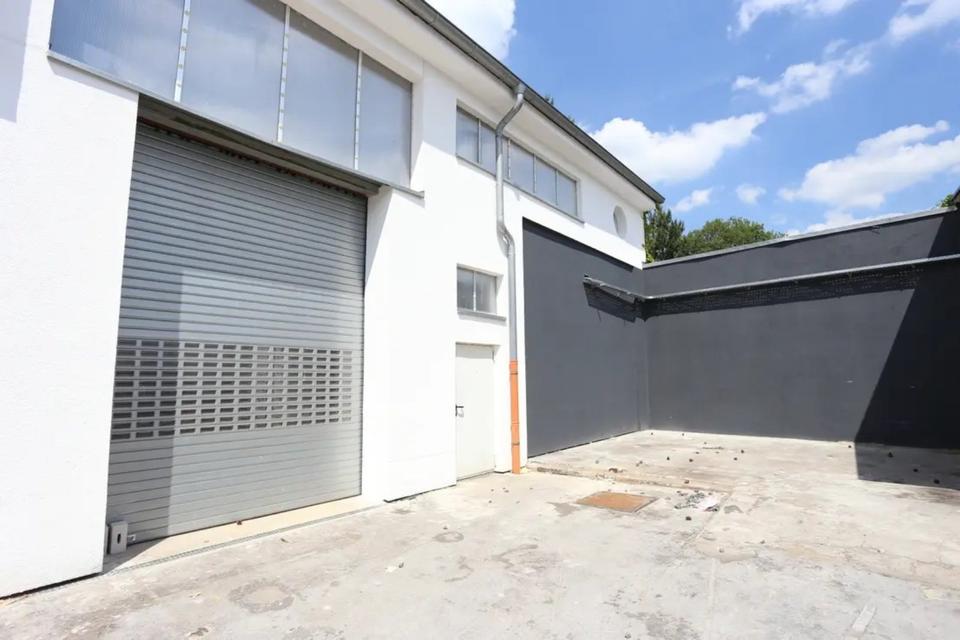 Thumbnail-Lagerhalle Produktionshalle Halle + div. Büros *Citytlage*