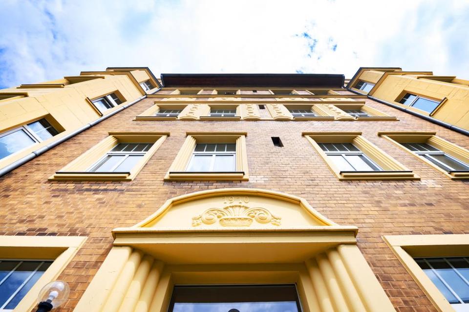 Thumbnail-Anschauen, Mieten, Einziehen...