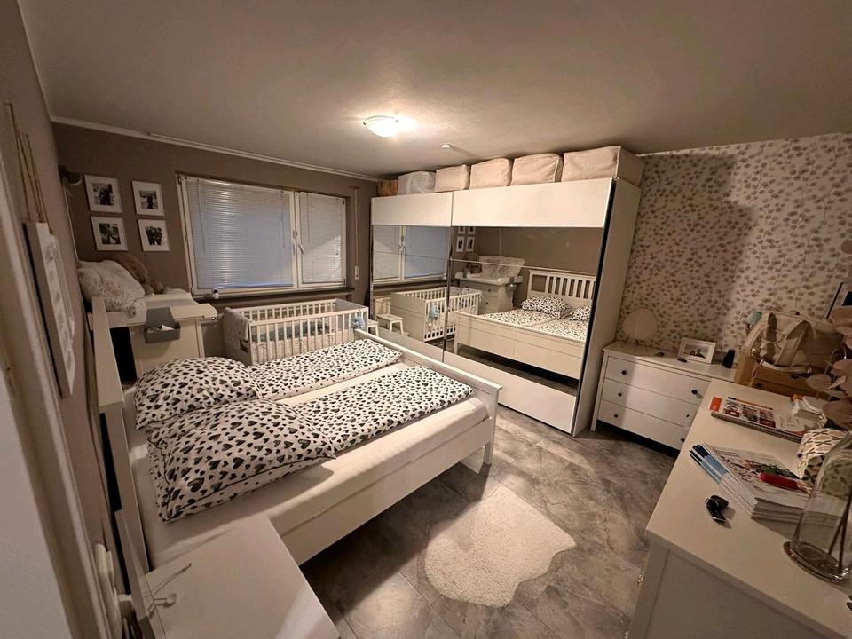 Thumbnail-*Top LAGE* 3 Zimmer Wohnung,E.küche, Balkon,Badewanne+Dusche