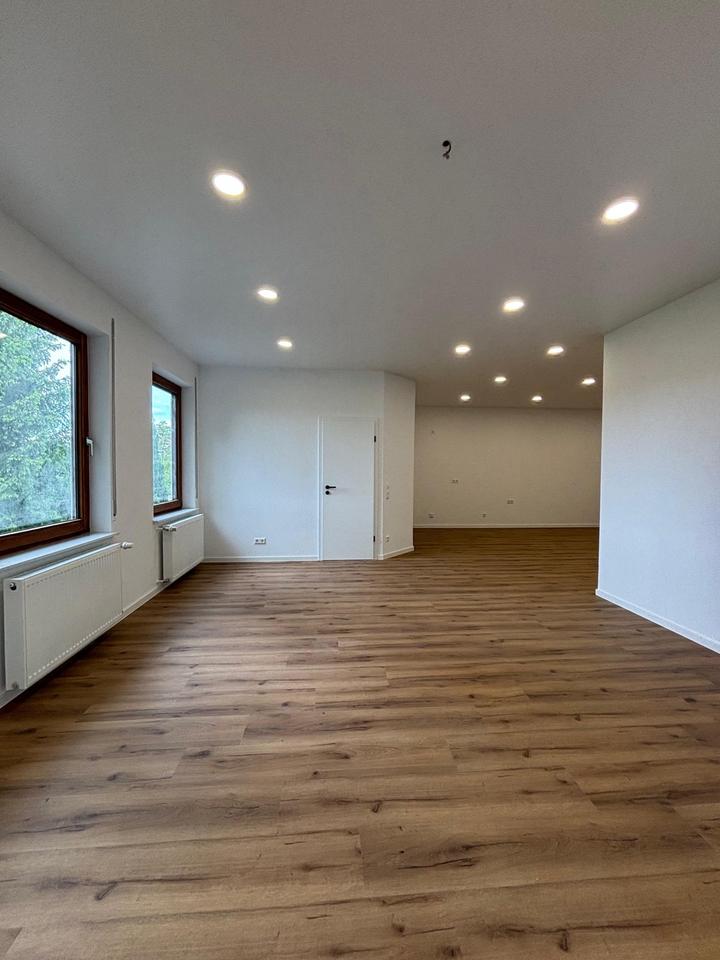 Thumbnail-Kernsanierte 4-Zimmer-Wohnung im Erdgeschoss