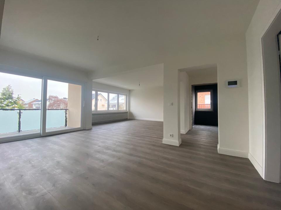 Thumbnail-Lichtdurchflutet Grundrenovierte Luxuswohnung in Paderborn-Wewer