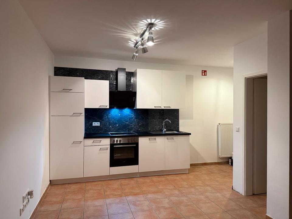 Thumbnail-SELTEN:kl.Häuschen*2,5 ZimmerWohnung Neue Küche*saniert*Terrasse