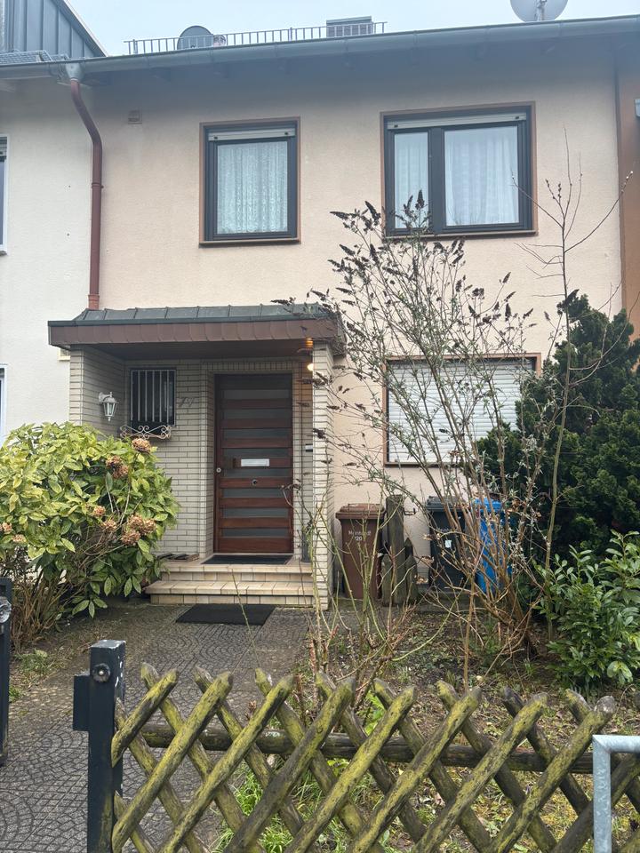 Thumbnail-Charmantes Reihenmittelhaus, Sonnenlage, Langenhain