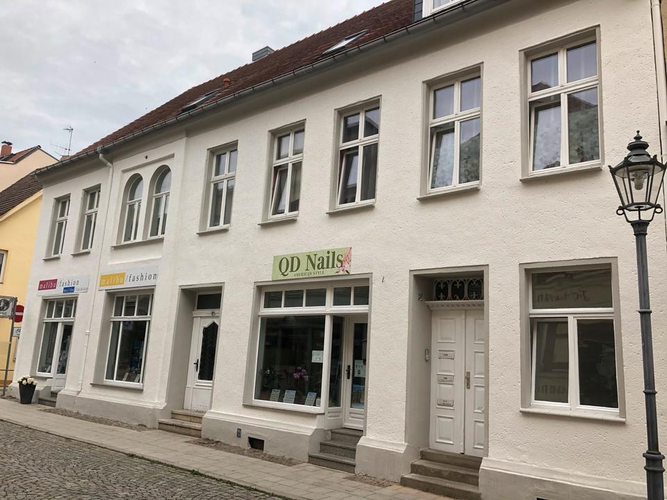 Thumbnail-Perleberg Zentrum EBK Vollbad Laminat Balkon