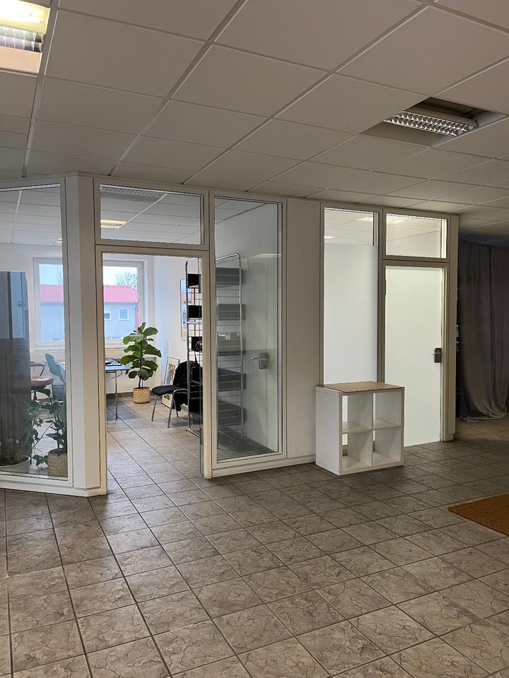 Thumbnail-Heller Büroraum Homeoffice in Coworking in Lindau zu vermieten