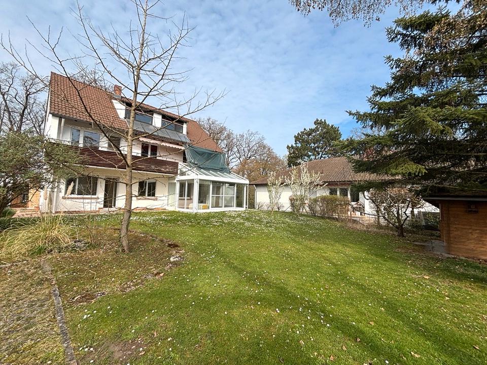 Thumbnail-Direkt am Favoritepark: 3,5-Zimmer-Wohnung mit großartigem Garten