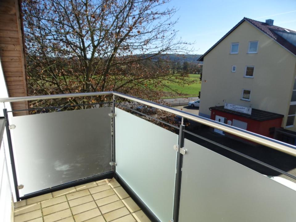 Thumbnail-3-Zimmerwohnung*DG*Balkon*Tageslicht-Bad*Niederlauer