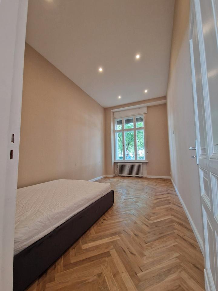 Thumbnail-Bestlage Charlottenburg: Kernsanierte Altbauwohnung Nähe Kudamm