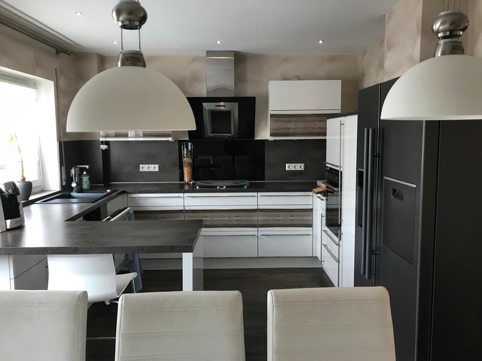 Thumbnail-Eine tolle Wohnung in Kassel Vorderer Westen 103qm zur Miete