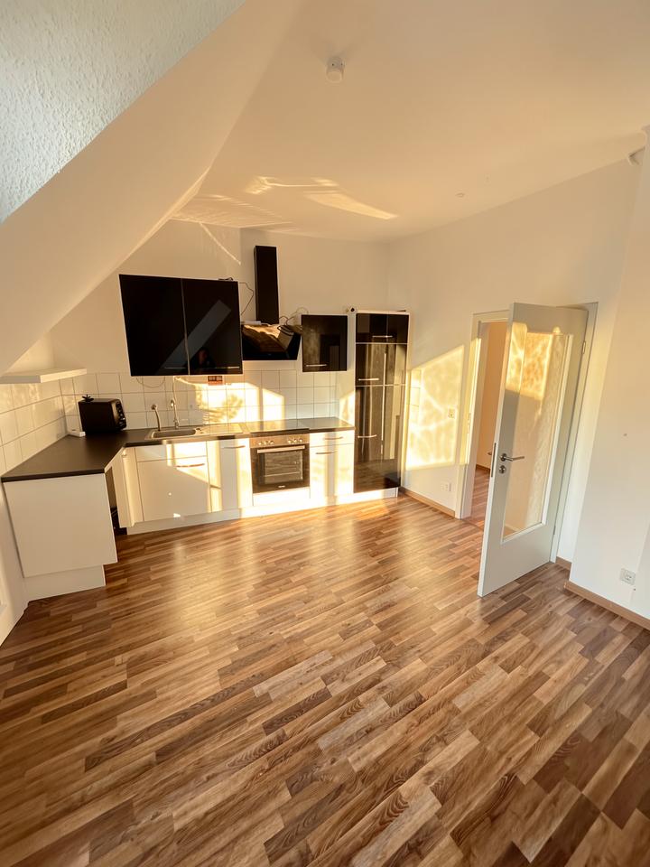 Thumbnail-[VAC-23424] - Schöne 3-Zimmer Wohnung mit Einbauküche!