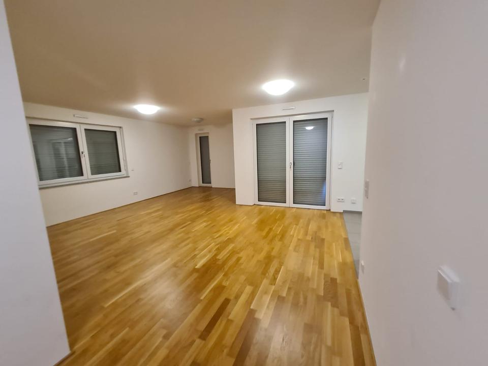 Thumbnail-3-Zimmer-Wohnung im 2. OG mit Balkon