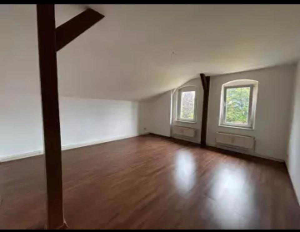 Thumbnail-Schöne Dachgeschoss Wohnung wieder zu haben (zentrumsnah)