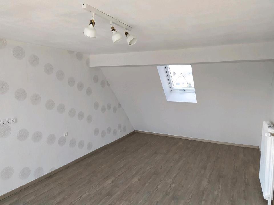 Thumbnail-4 Zimmer Wohnung in Alheim-Heinebach