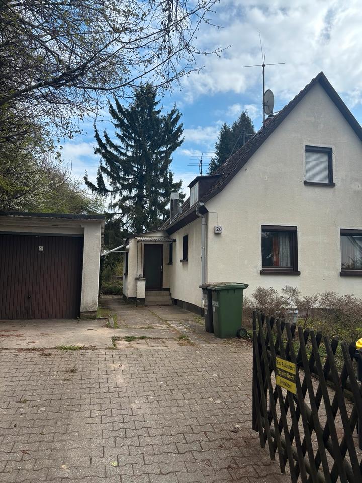 Thumbnail-Einfamilienhaus in Frankfurt am Main ( nur für Firmen )