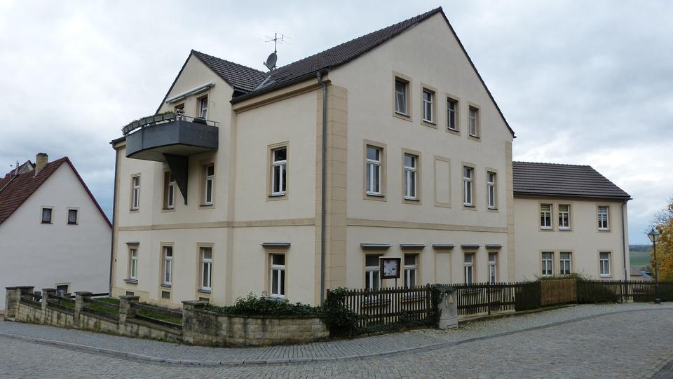 Thumbnail-80 m² 3-Raum Wohnung mitten in Stolpen