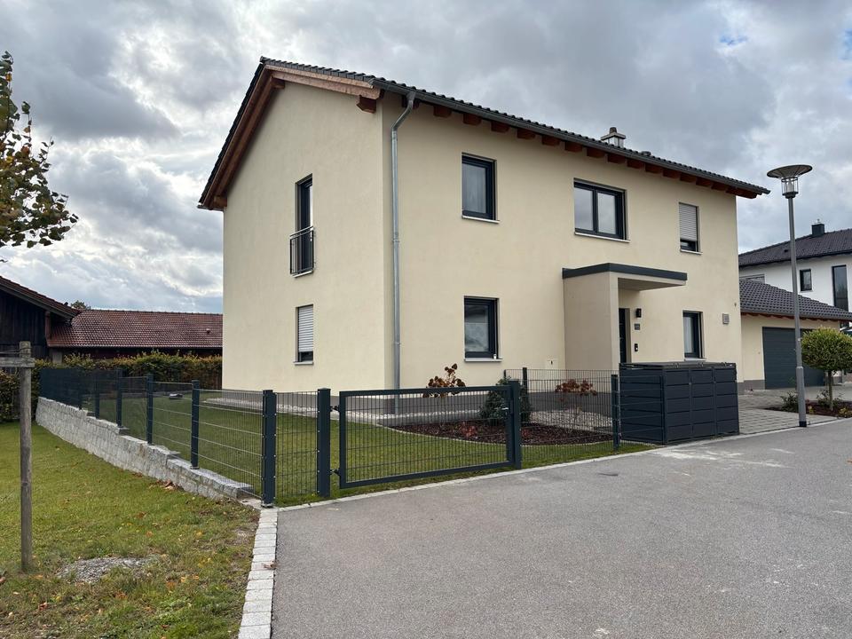 Thumbnail-Einfamilienhaus mit Doppelgarage