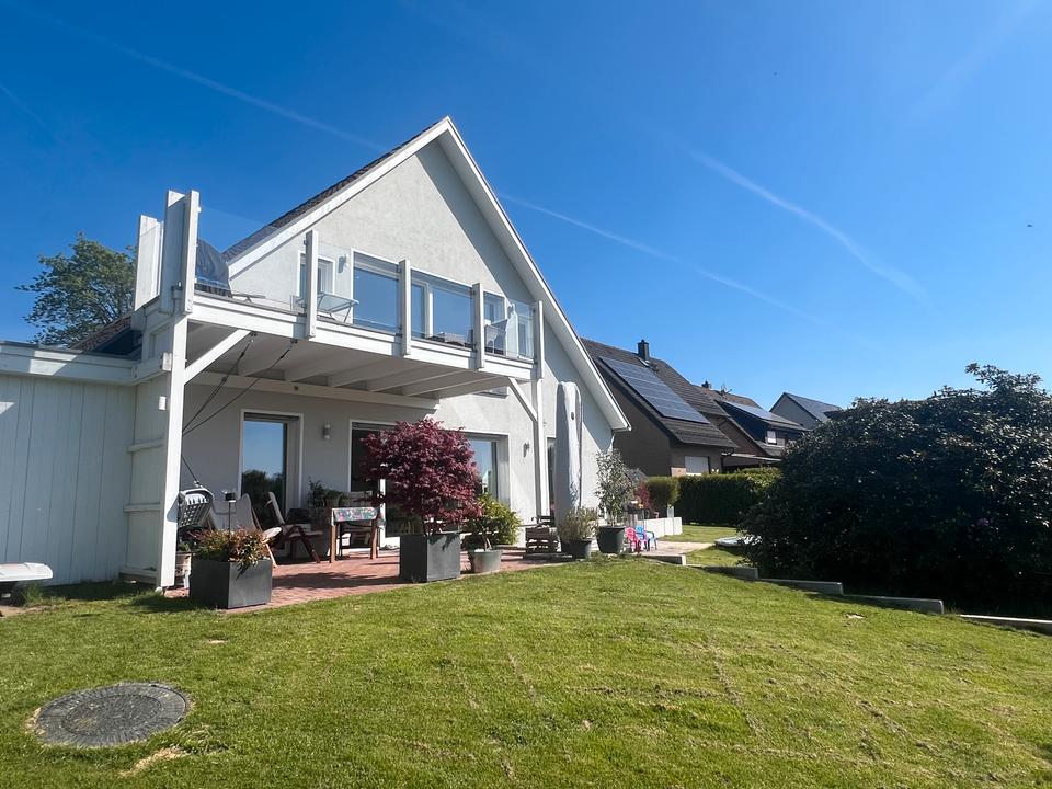Thumbnail-Moderne Erdgeschosswohnung mit traumhaftem Weitblick und Garten in Bielefeld-Theesen