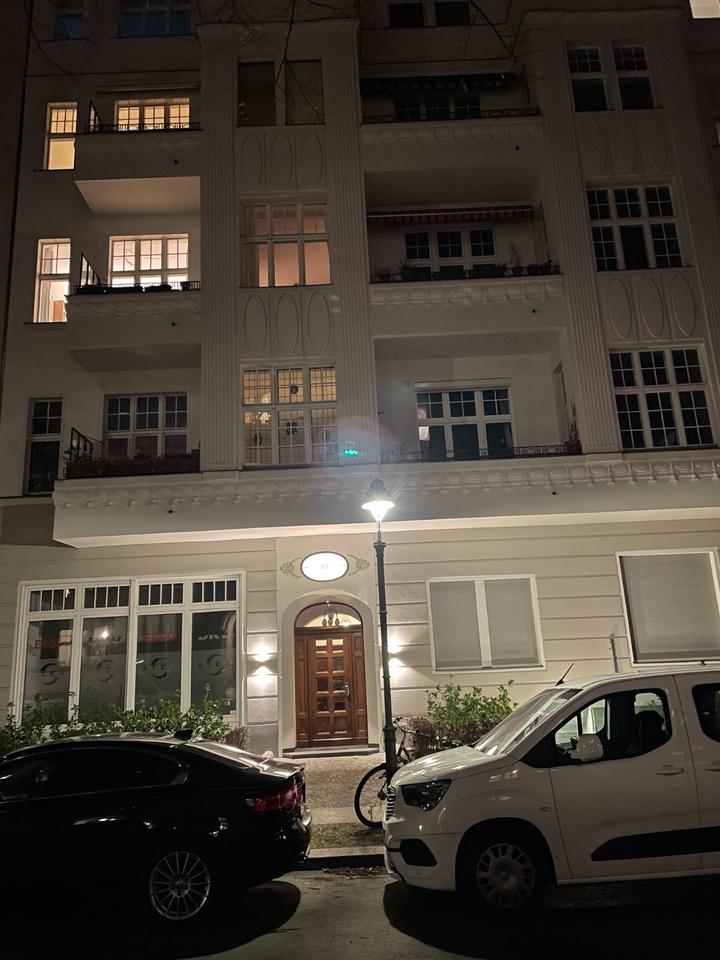 Thumbnail-ruhig, hell, möbliert a Kurfürstendamm; Markgraf-Albrecht-Str. 10