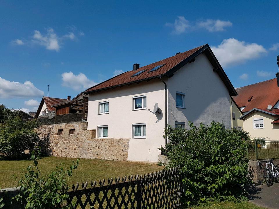 Thumbnail-Sanierungsbedürftiges Haus in Wetterfeld