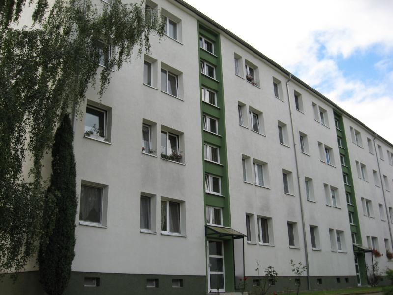 Thumbnail-Familienfreundliche Wohnung mit Badewanne - H.-Heine Straße 57 Naumburg (Saale)