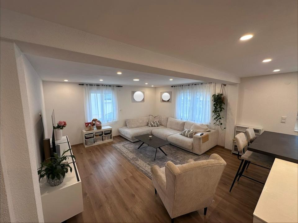 Thumbnail-KERNSANIERTE DOPPELHAUSHÄLFTE (2022)