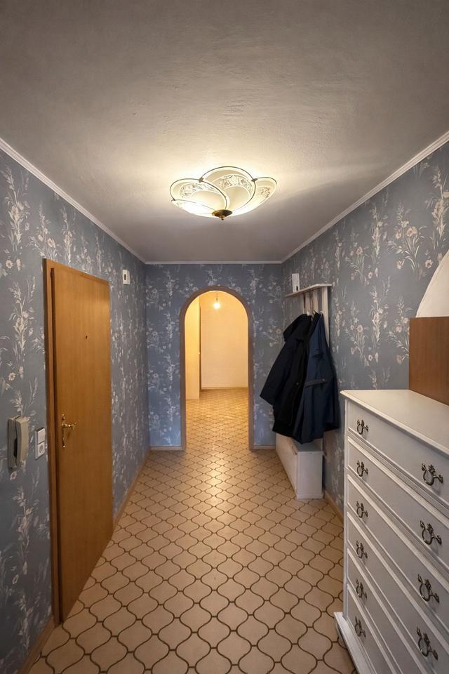 Thumbnail-WG- Zimmer in guter Lage - In 77652 Offenburg!