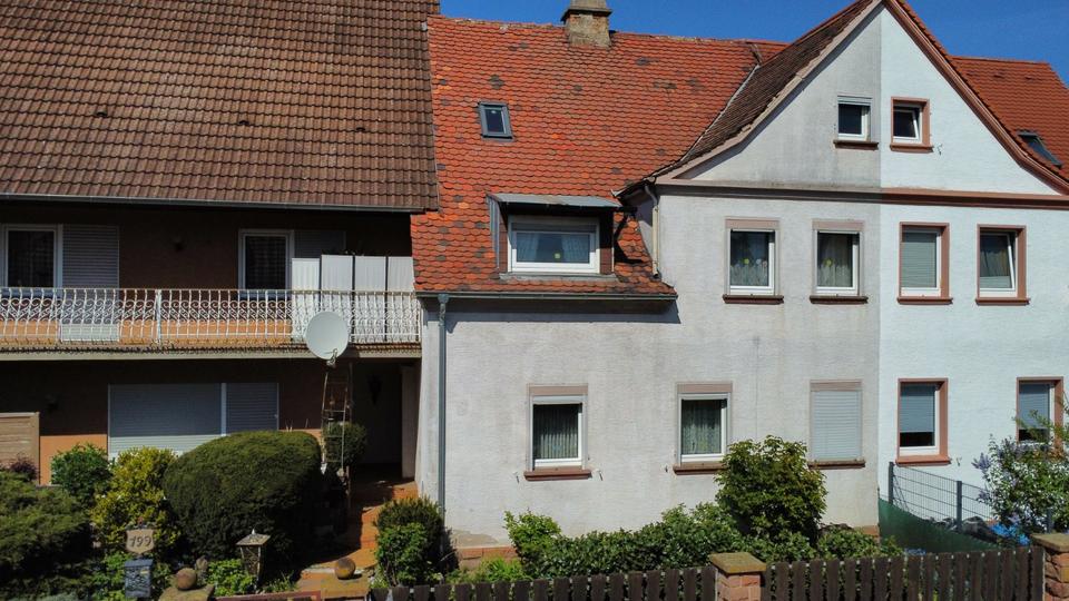 Thumbnail-Doppelhaushälfte mit großem Potential in Landau-Queichheim